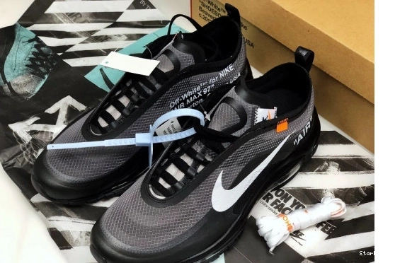 97 Black  Max O-W Air AJ4585-001 0320